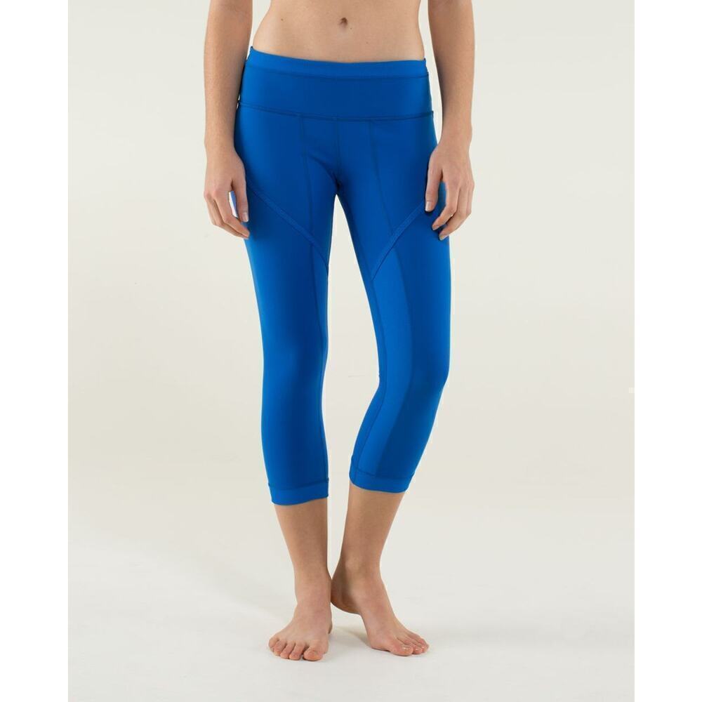 Lululemon Roll Out Crop Legging Baroque Blue Size 6